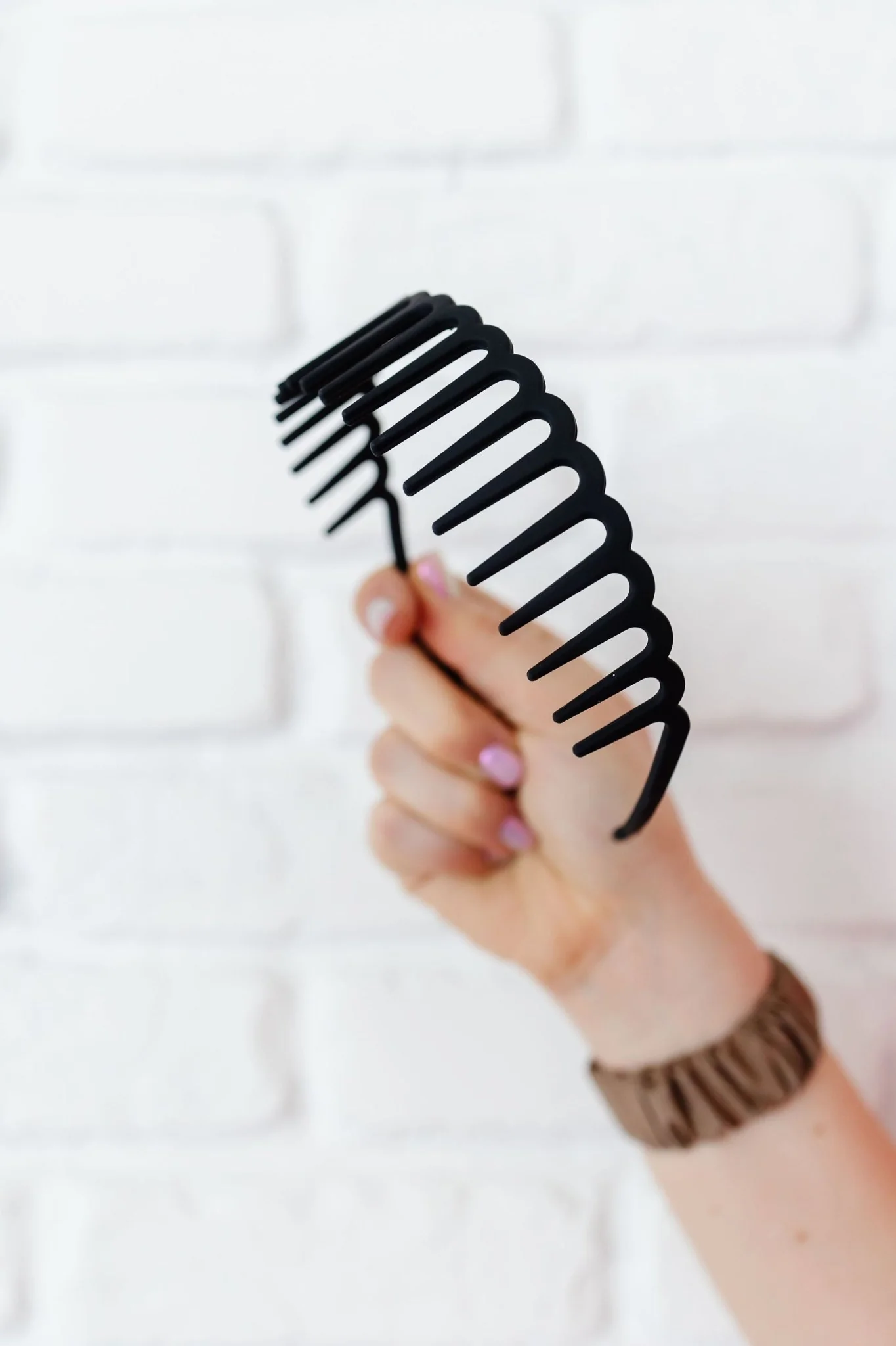 Wide Tooth Hard Headband - Image 6