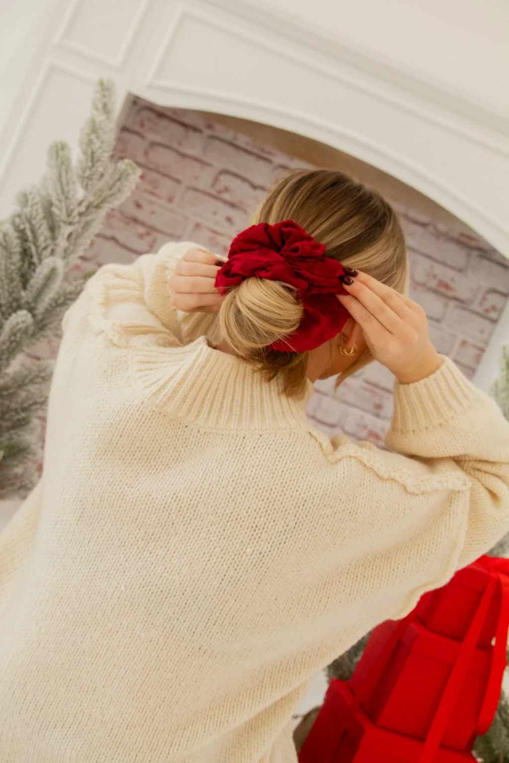 Cranberry Textured Jumbo Scrunchie - Image 3