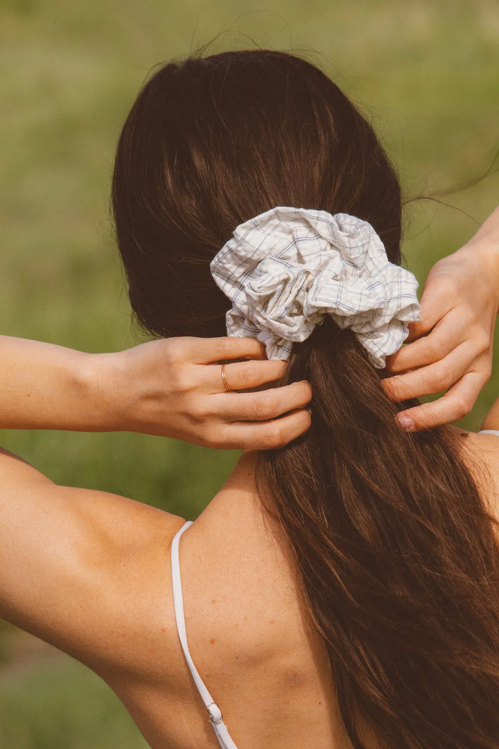 Creamy Blue Grid Jumbo Scrunchie - Image 2