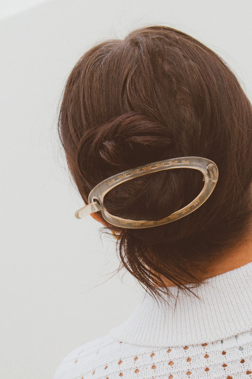 Cutout Oval Clip - Image 19