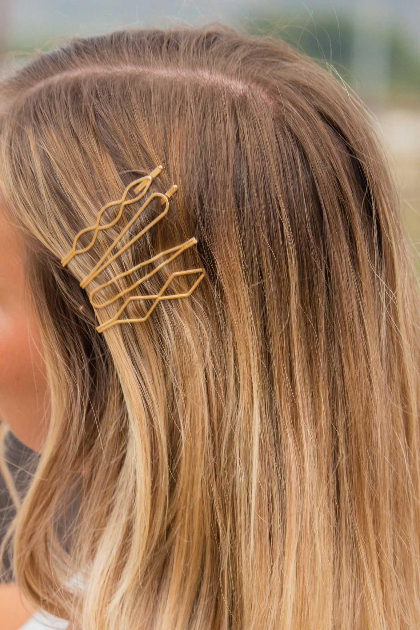 Golden Lasso Bobby Pins - Image 4