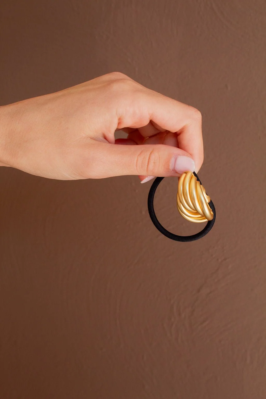 Golden Wire Hair Tie - Image 2