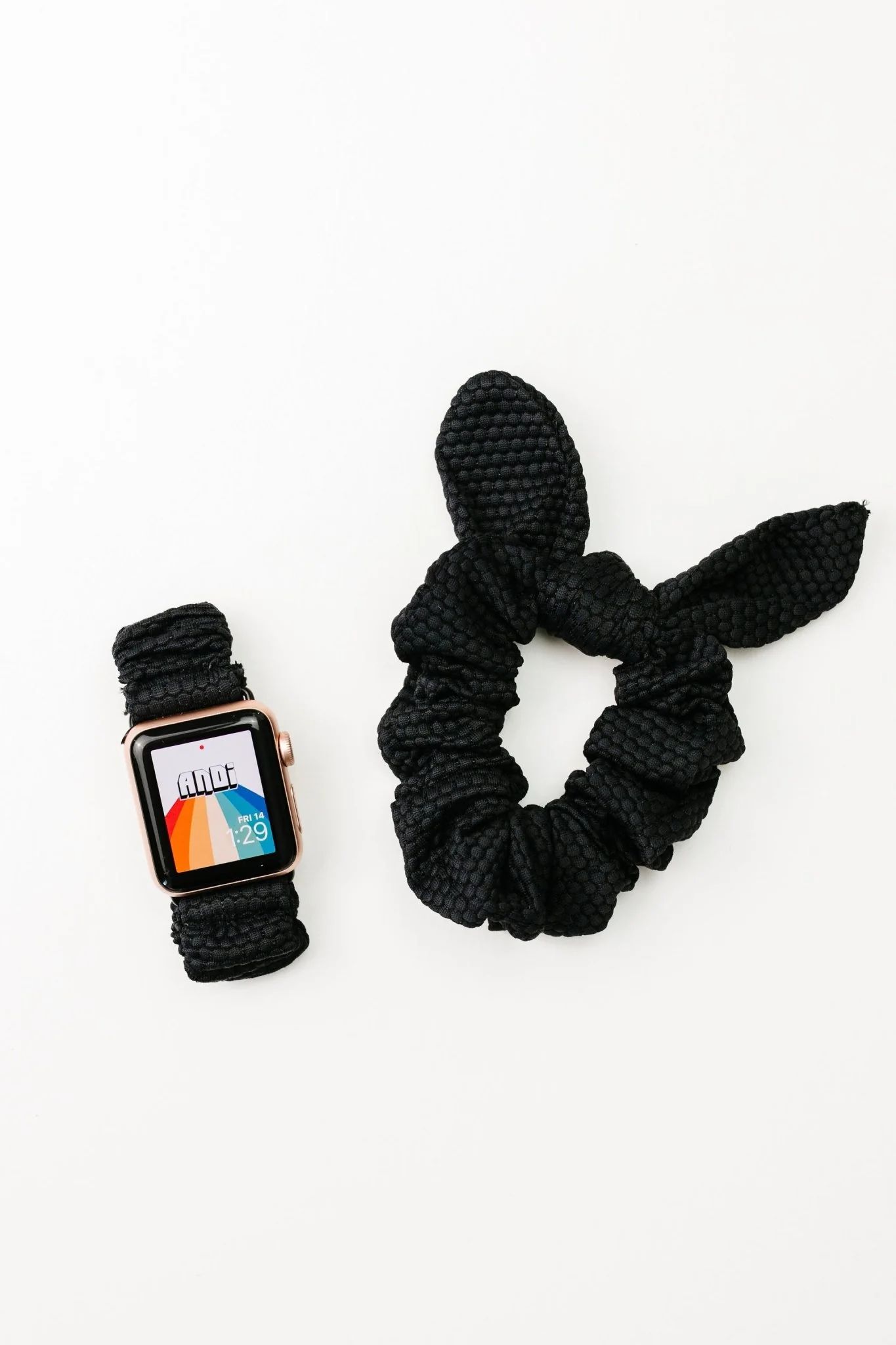 Hexagon Athletic Scrunchie in Black - Image 3