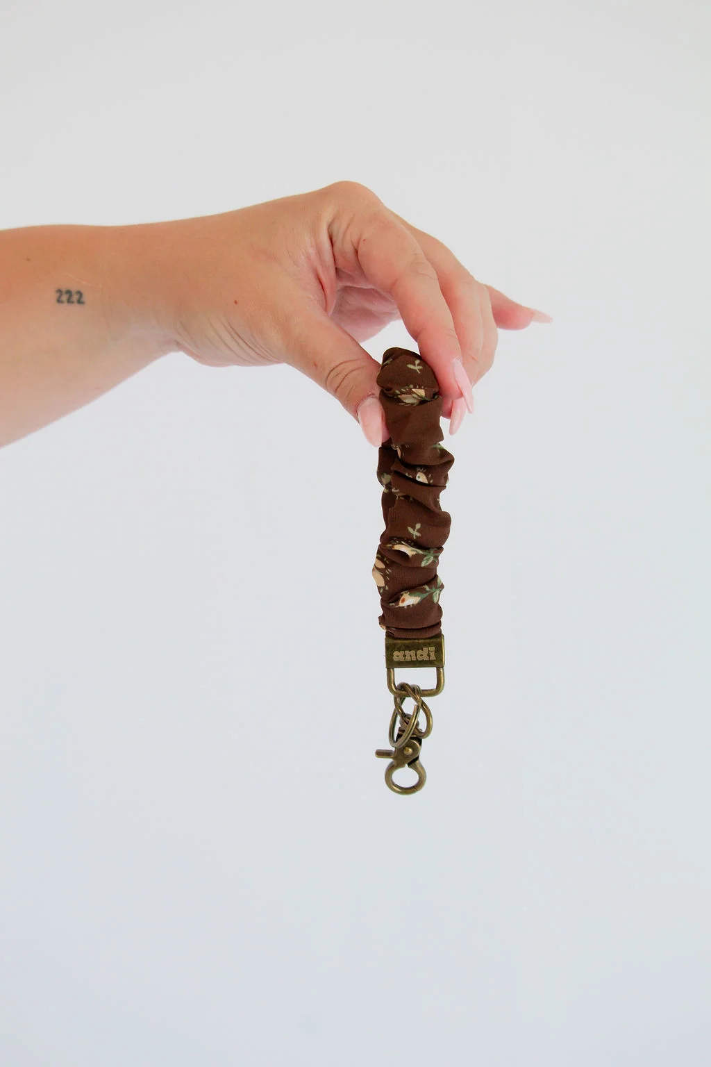 Hickory Floral Keychain