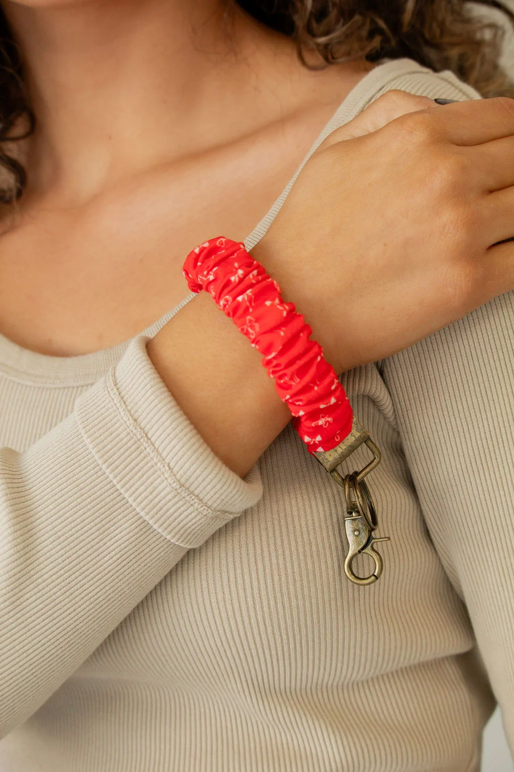 Holiday Bows Keychain - Image 2