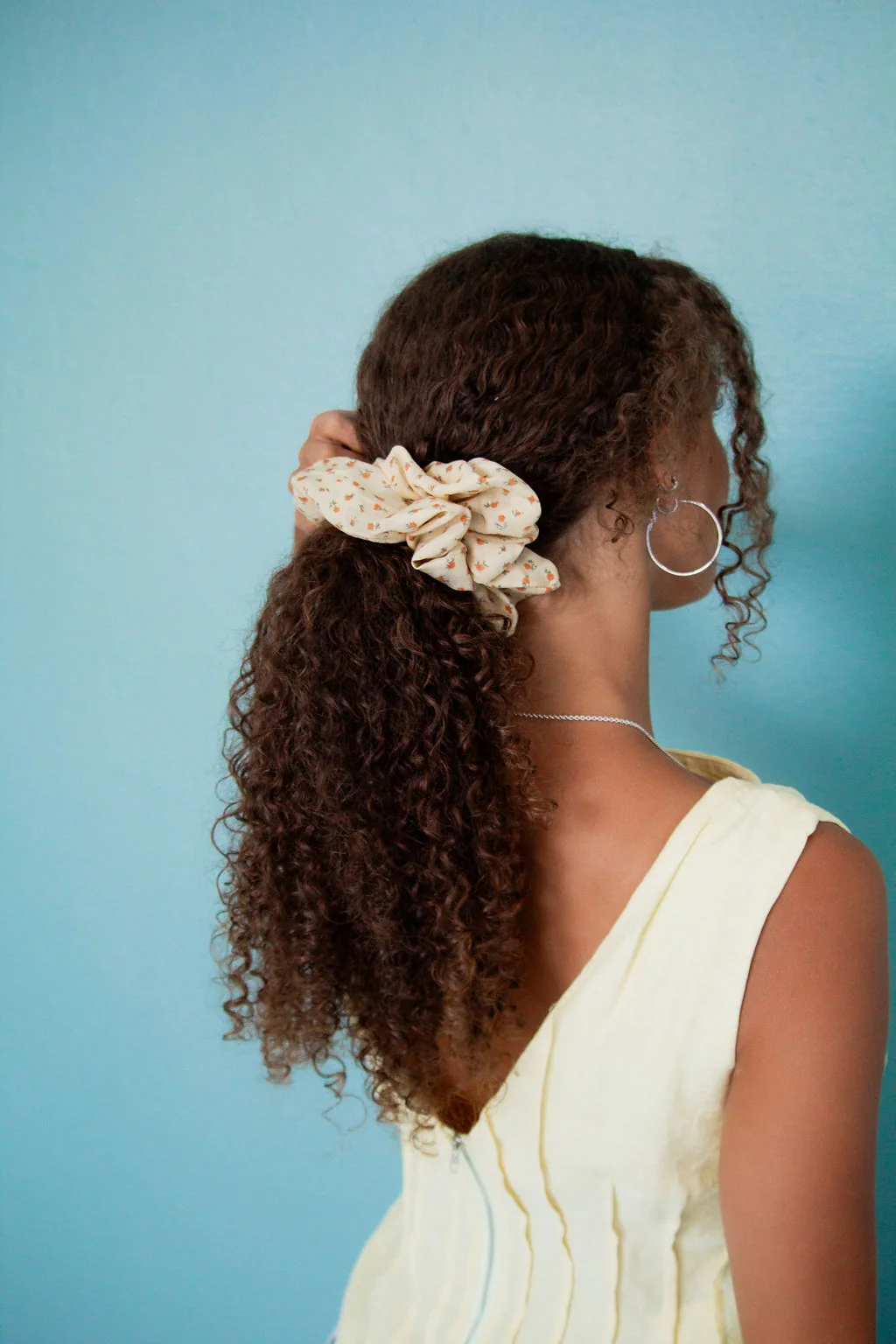 Honey Blossoms Jumbo Scrunchie - Image 4