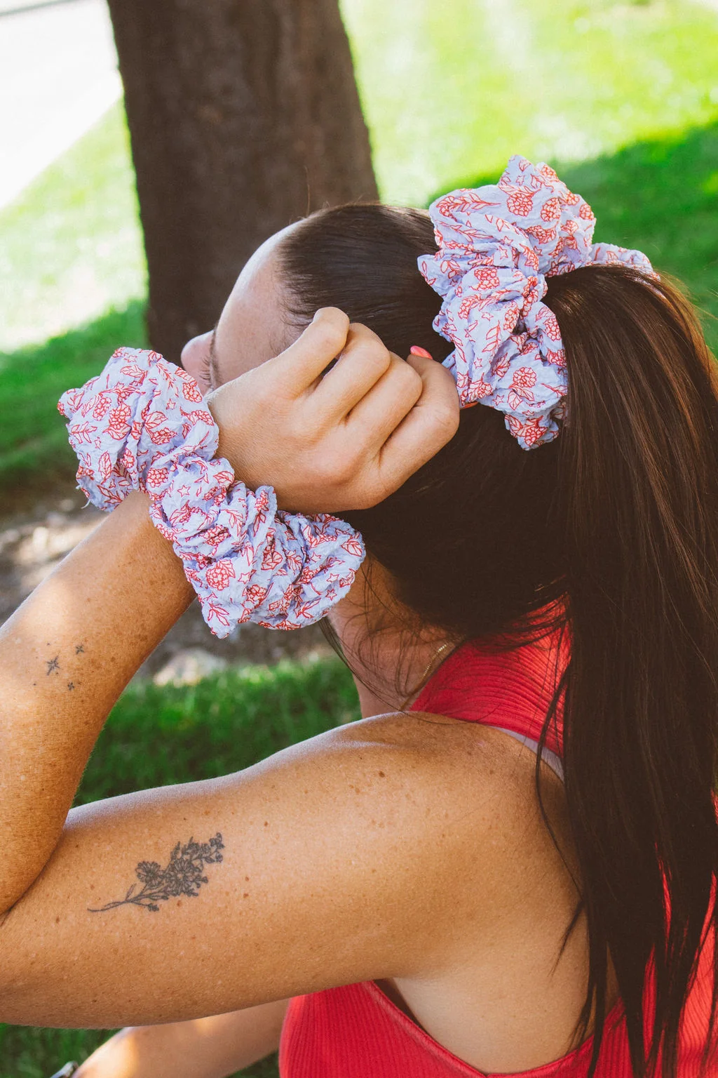 Hydrangea Floral Jumbo Scrunchie - Image 4