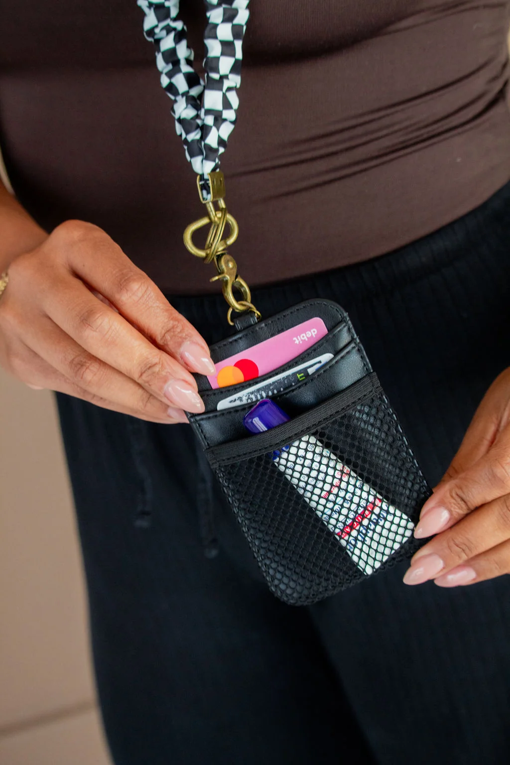 ID Badge Holder - Image 12