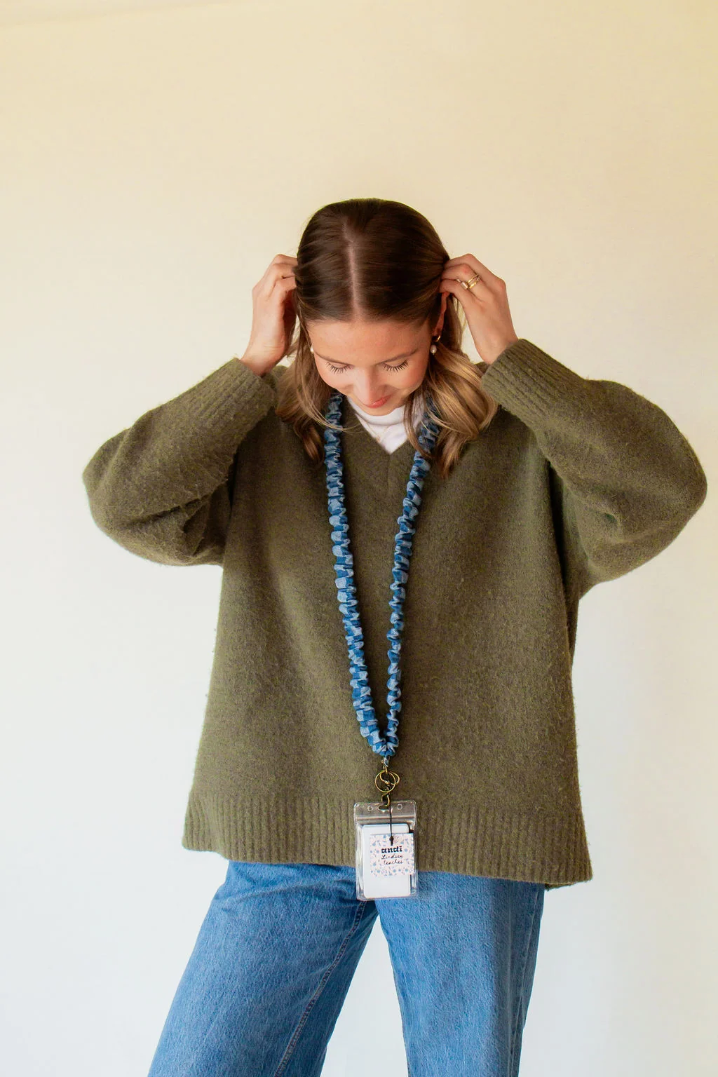Lindsey Teaches Extended Lanyards - Image 3