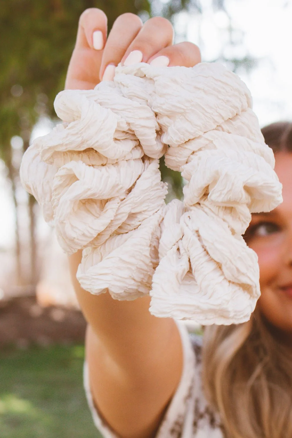 Magnolia Jumbo Scrunchie - Image 6