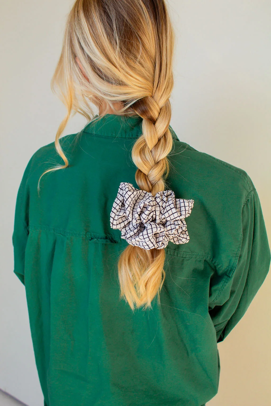 Off The Grid Jumbo Scrunchie - Image 8