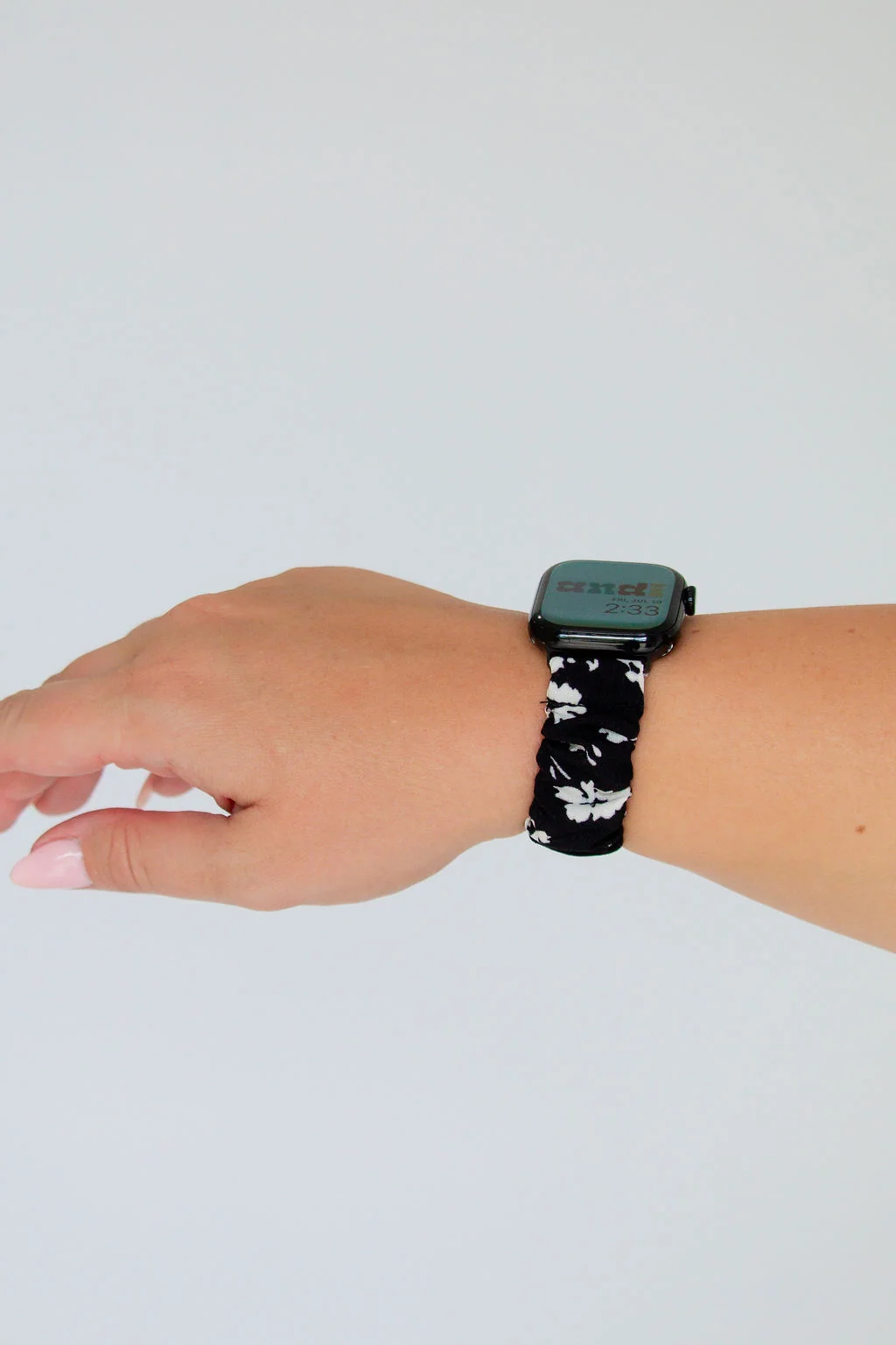 Onyx Floral Apple Watch Band - Image 4