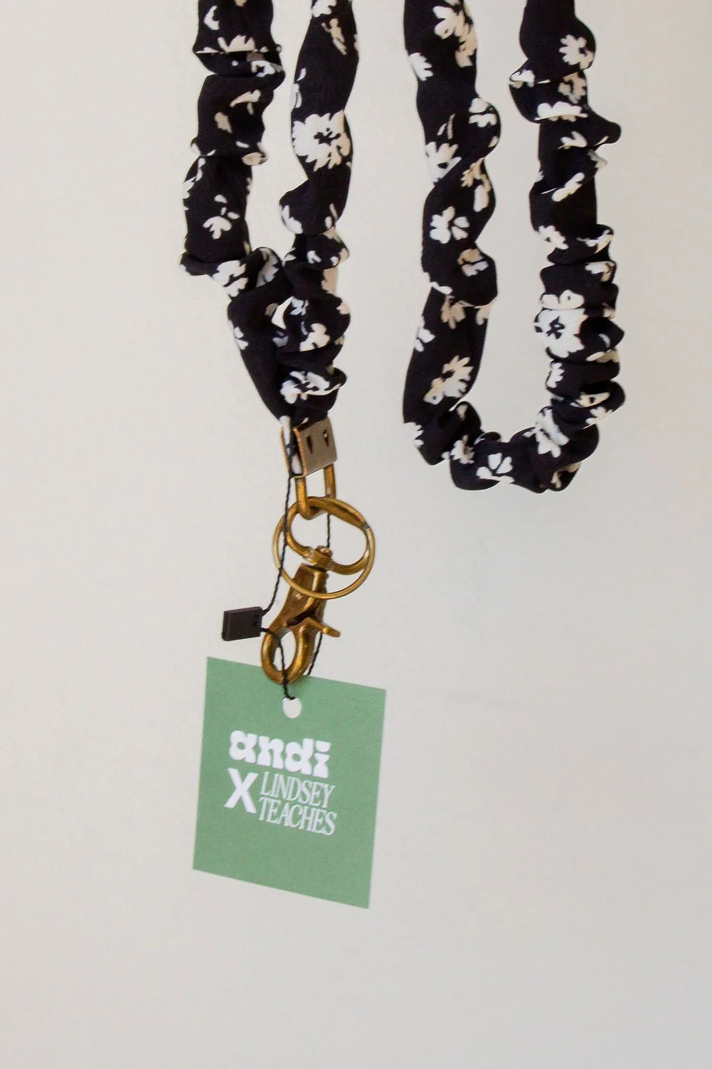 Onyx Floral Lanyard - Image 3