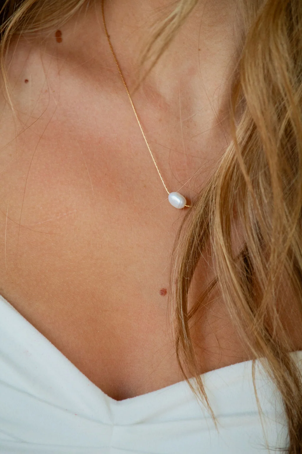 Echo Pearl Pendant Necklace - Image 2