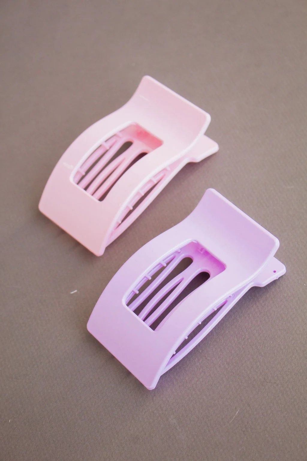 Rectangle Cutout Claw Clip - Image 2