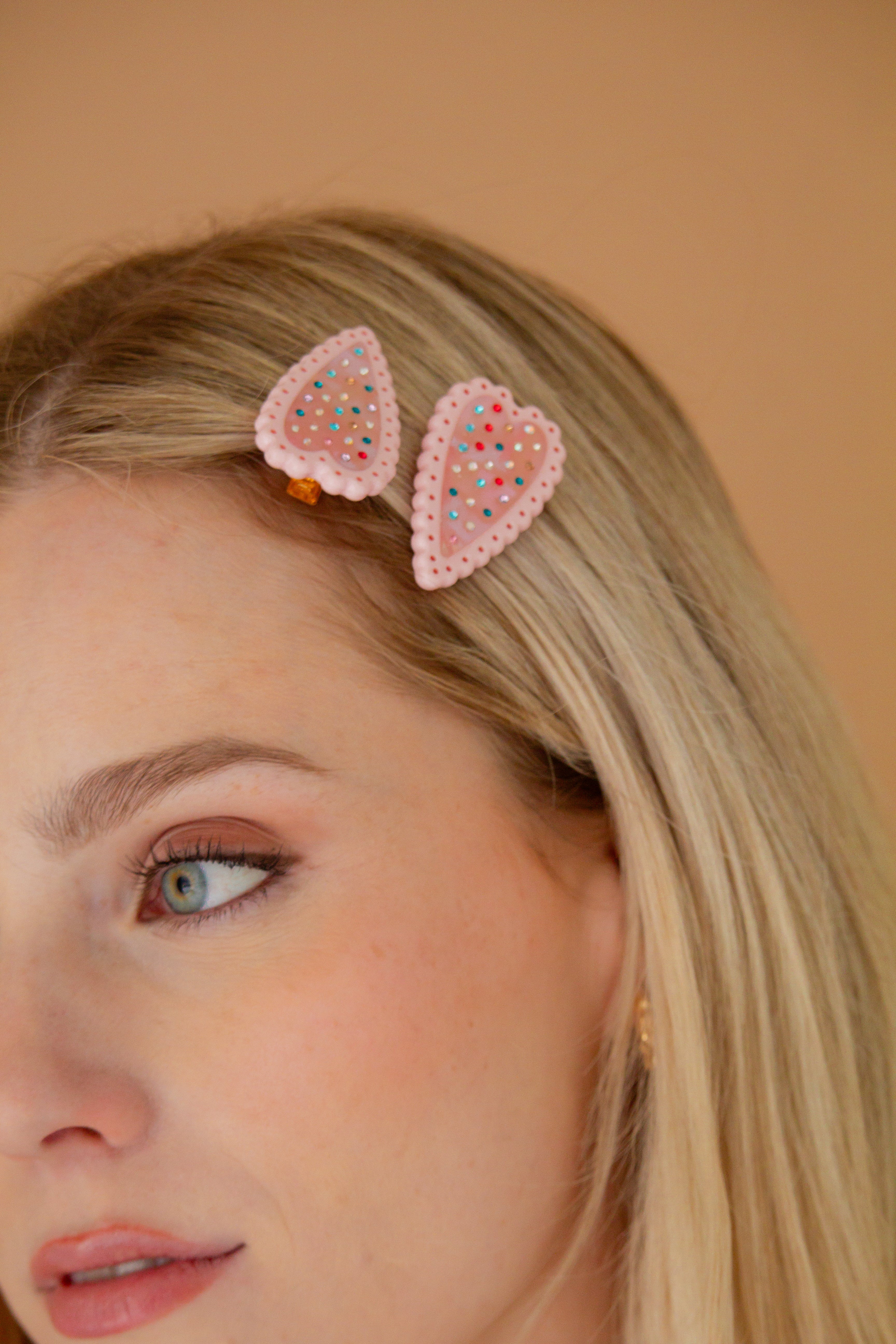 Rhinestone Heart Alligator Clips 2-Pack