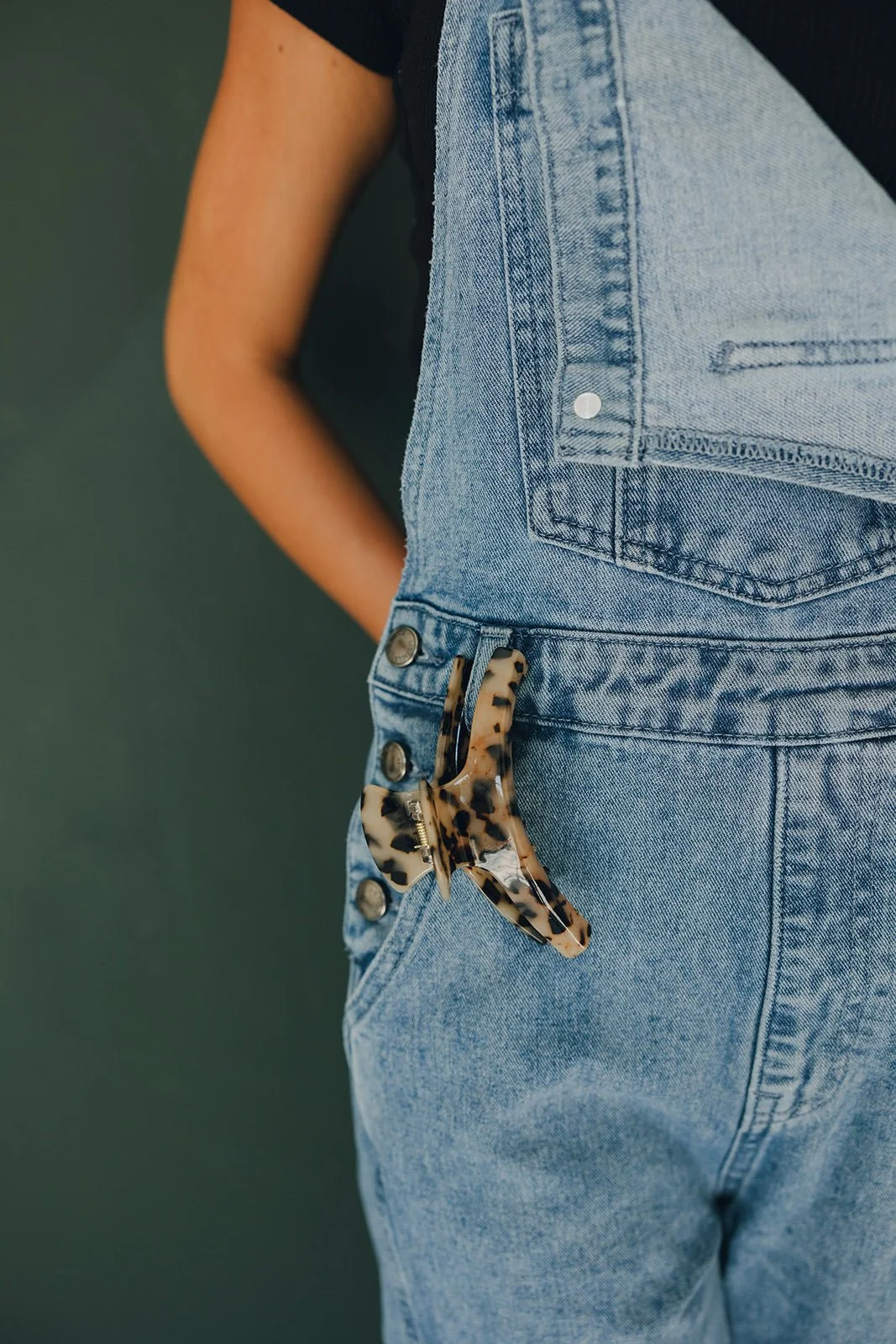 Skinny Tan Tortoise Claw Clip - Image 4
