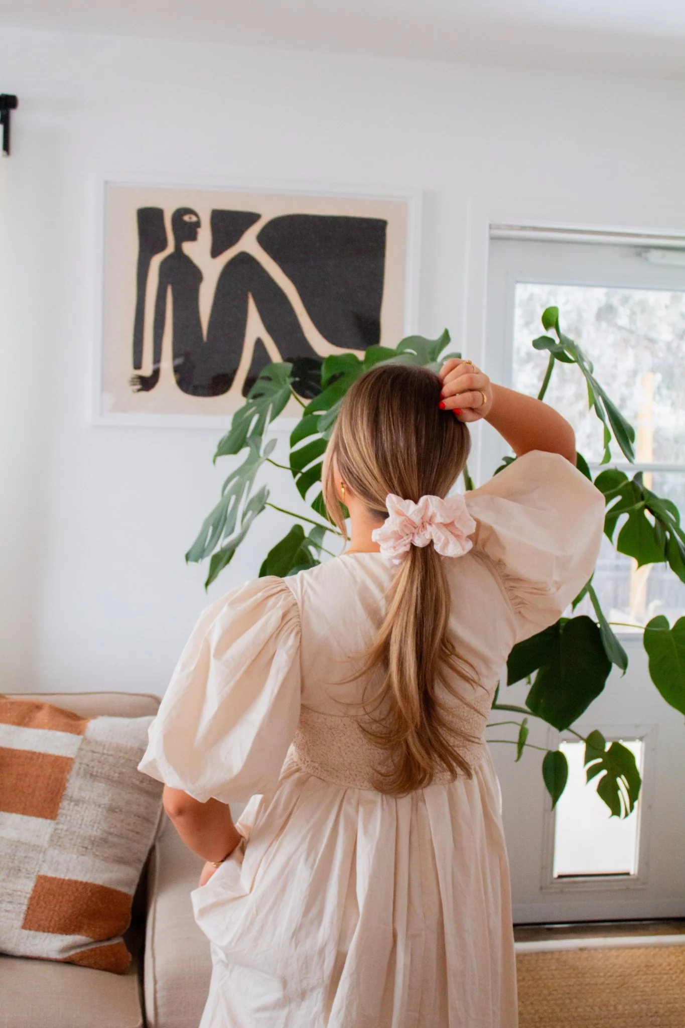 Sweet & Simple Gingham Scrunchie - Image 4