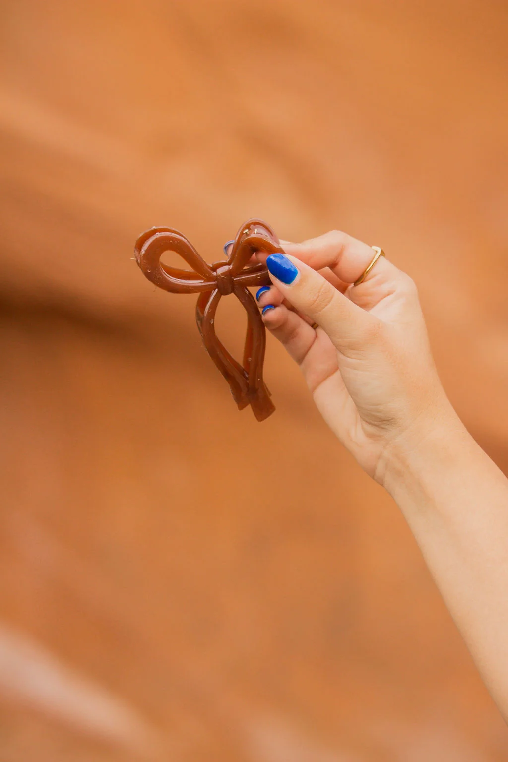 Vintage Bow Claw Clip - Image 7